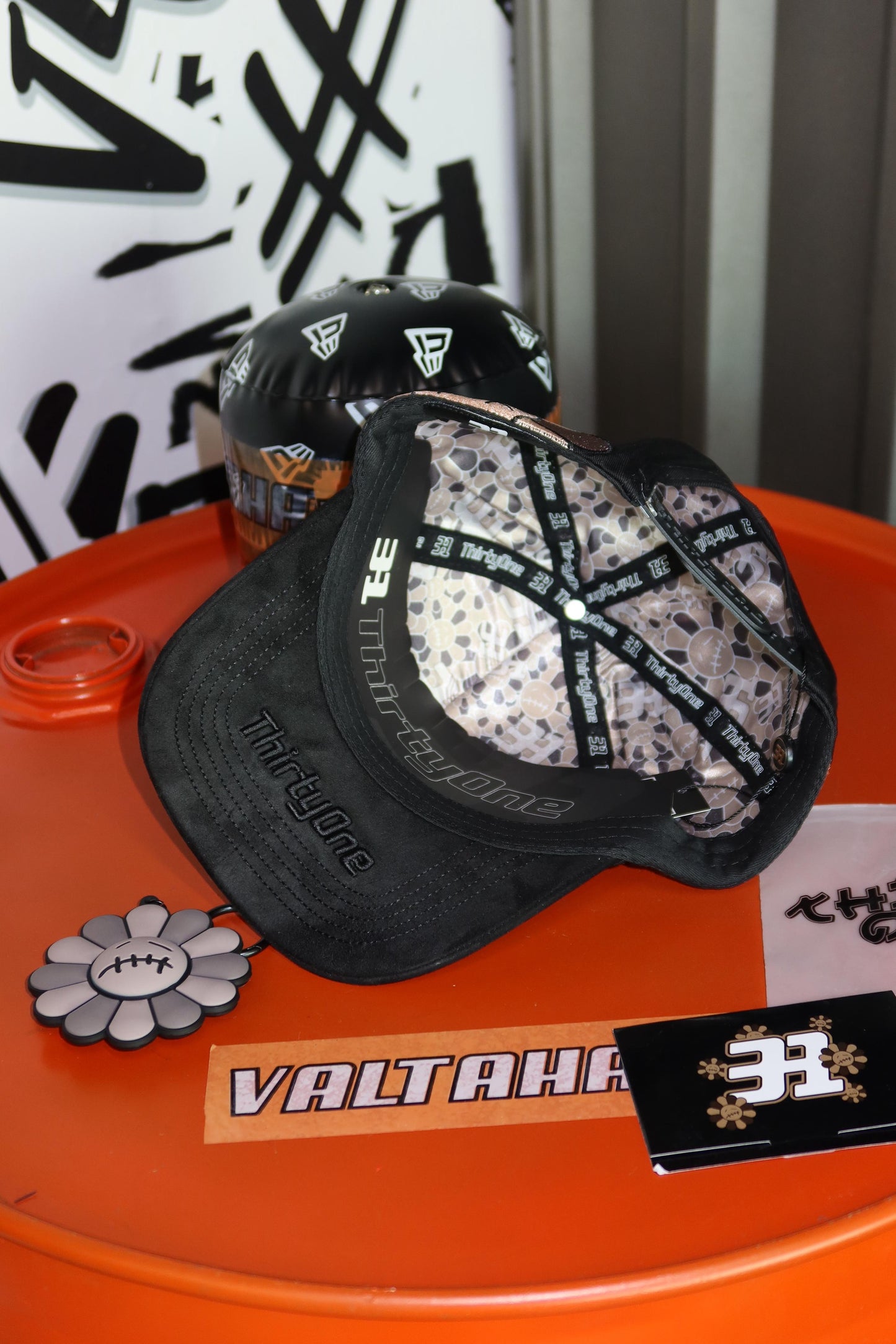 31 HATS MURAKAMI