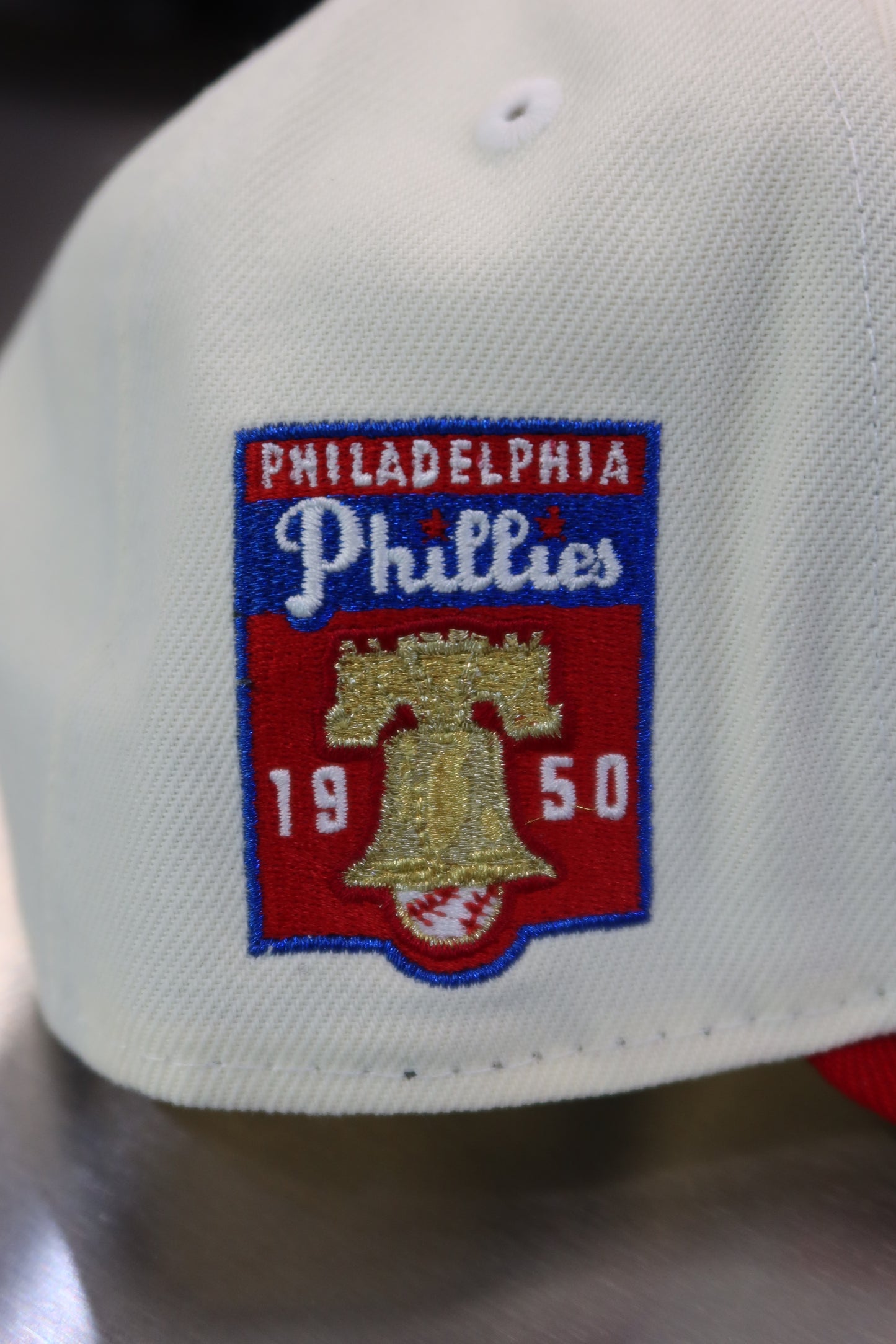 PHILLIES 1950 RED