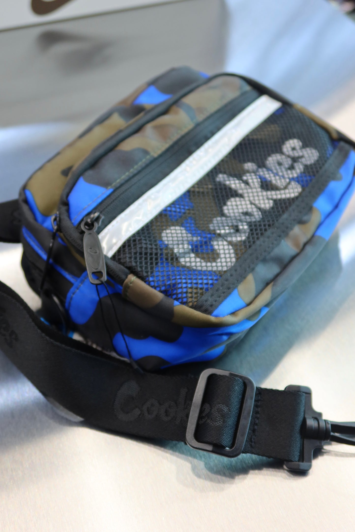 MOCHILA COOKIES BLUE CAMO